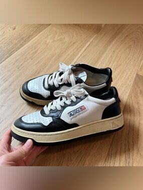 Autry Medalist Low Bicolor Sneaker in White and Black Leather